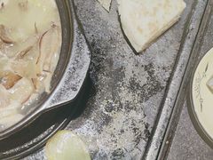 -有一锅·野生菌黑山羊腊排骨火锅(古城北门店)