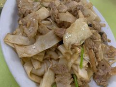 竹笋炒肉-红炎炎农家菜老字号(金水台店)