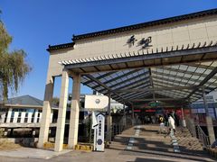 -平望服务区·停车场