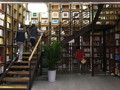 -香洲区图书馆(乐士文化区店)