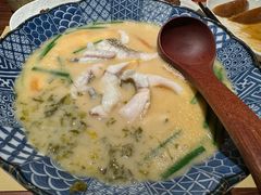 -荣家黄鱼面(前滩太古里店)