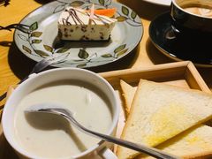 -榴莲咖啡馆