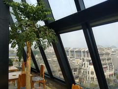 -四月吧餐厅(正阳步行街店)