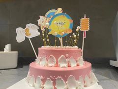 双层皇冠蛋糕-卡漫莫尼蛋糕(徐汇店)