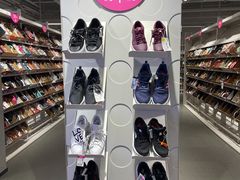 -唯品会(北京国瑞城店)