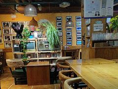 -蜗牛的家旅行主题云南菜餐厅.小酒馆(护国寺店)