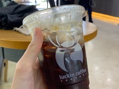 标准美式-瑞幸咖啡(国际珠宝交易中心店)