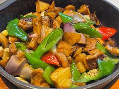 -云海肴·汽锅鸡·云南菜(天山百盛优客店)