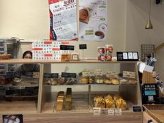 -沁屋面包店(人民东路店)
