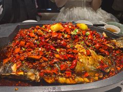 -江边城外烤全鱼(世茂广场店)