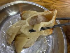 -黄阿姨锅贴大王(万航渡路店)