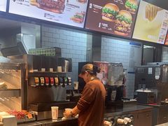 -汉堡王(梅村服务区南店)