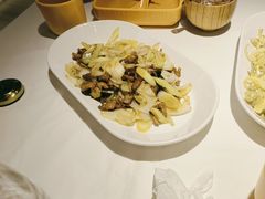 -谷丽麦馕新疆菜·清真(步步高梅溪新天地店)
