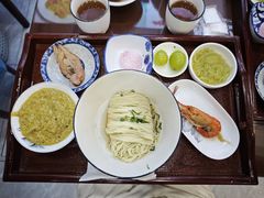 -百年老字号·观振兴蟹黄面·三虾面·苏式面(观前街富仁坊巷店)