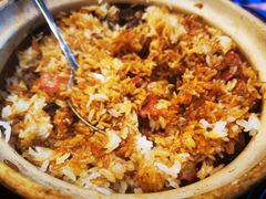 招牌腊味煲仔饭-高第街56号港式餐厅·精选(世茂广场宽厚里大明湖店)