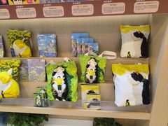 -新华书店(泉城路店)