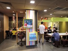 大堂-麦当劳(新华路步步高店)