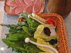 -阿婆情腊排骨火锅(金虹路店)