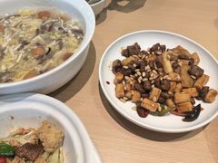 松子牛肉炒年糕-兔爸私家小厨(新北万达店)