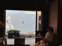 -Metal hands·铁手咖啡