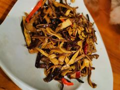 -小厨子私房菜·云南美食店