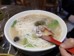 -南苑风味过桥米线(革新路店)