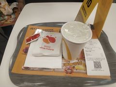 -麦当劳(中唱大厦店)
