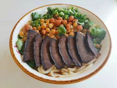 牛肉米粉-1817大碗牛肉粉