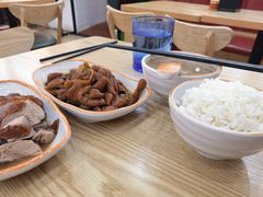 -瑞霖·隆江猪脚饭