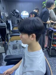 点击看大图 -藤野造型专业烫染接发