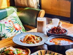 -酤居湖景音乐餐吧(安宁店)