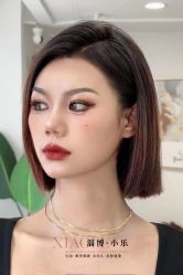 -小乐化妆美甲半永久培训学校