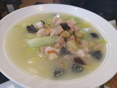 -胶东海鲜大排档(北太平庄店)