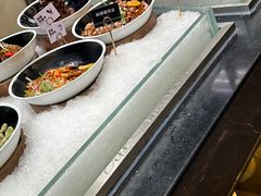 -钱小奴海鲜自助黑金店(杭州滨江龙湖店)