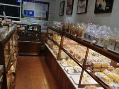 面包甜点陈列柜-丹香(乳山利群店)