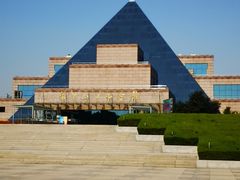 -上海市龙华烈士陵园