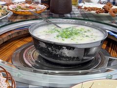 -洞密园美食城(富华路店)