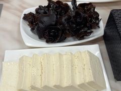 -彭记铁锅肥肠(东四总店)
