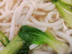 -丽虹云南过桥米线(兴工街店)