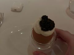 鸡蛋鱼子酱-Jean Georges