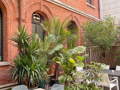 -潮一不贰·法式甜品·生日蛋糕·西式简餐(外滩店)