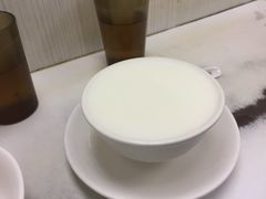 蛋白炖鲜牛奶-澳洲牛奶公司(佐敦店)
