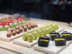 -万荟轩海鲜·粤式点心自助餐厅(蓝海风万怡酒店)