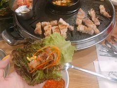 -江南猪肉商会无限续吃(弘大店)
