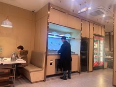 -七欣天香辣蟹火锅(闵行浦江欢乐颂店)