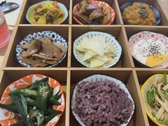 -轻蔬不用等·素食(江苏路店)