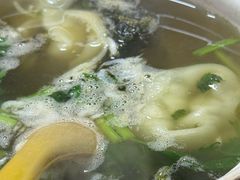 -小许三鲜砂锅馄饨店(家多乐烟酒店)