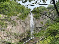 -燕子河大峡谷天坑仙境