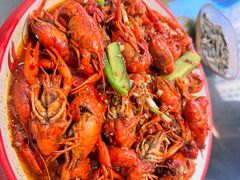 -川流不息·地道川菜·小龙虾(松东路店)