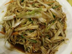 -小锅饭豆腐馆(太原街店)